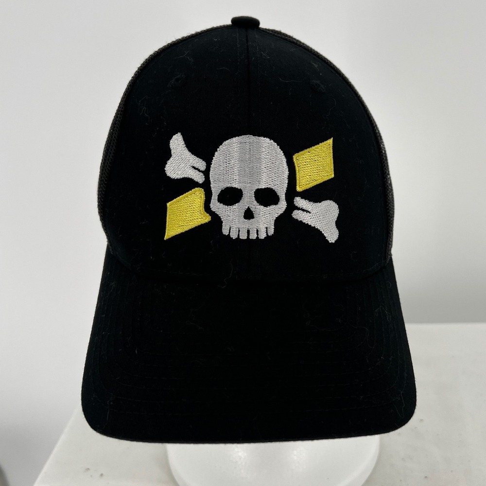 Yupoong The Classics Mens Black Trucker Hat Skull Crossbones Snapback Cap